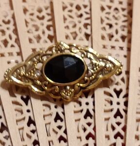 Elegant Gold and Black Brooch Antique Collectible Ladys Brooch
